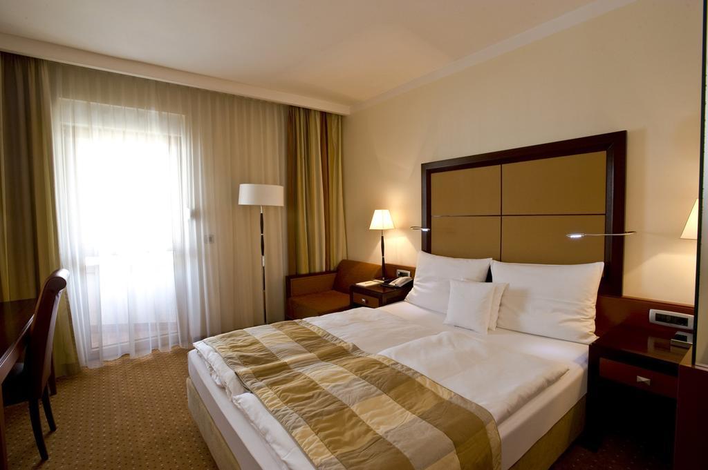Aparthotel Premier Podgorica Phòng bức ảnh