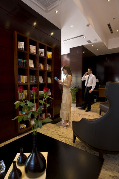 Aparthotel Premier Podgorica Ngoại thất bức ảnh